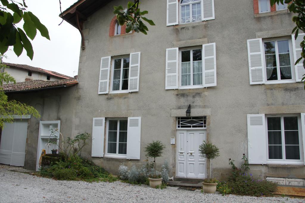 Le Clos De La Muse Saint-Junien Eksteriør billede