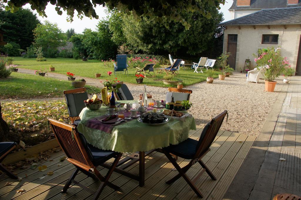 Le Clos De La Muse Saint-Junien Eksteriør billede